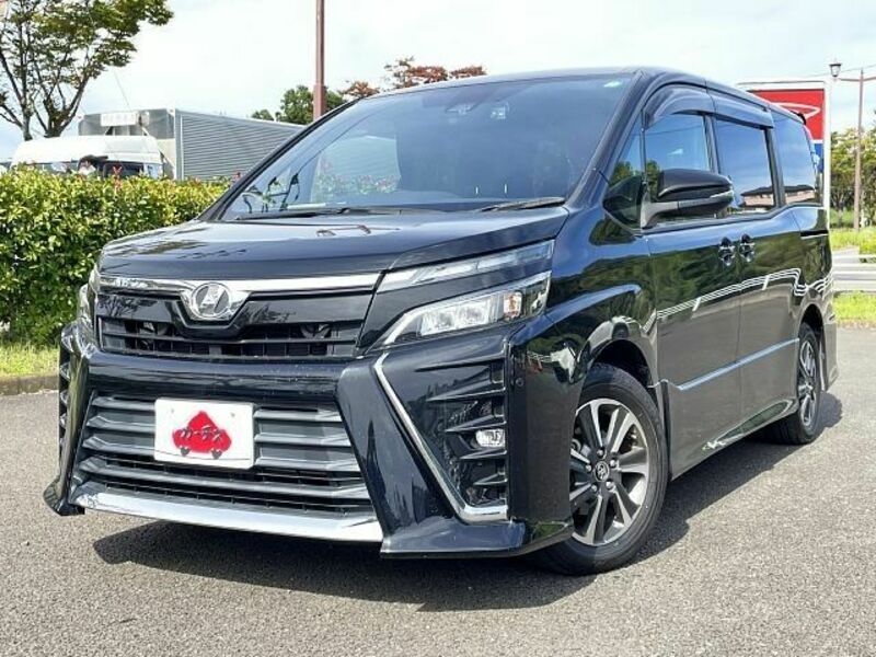 TOYOTA　VOXY