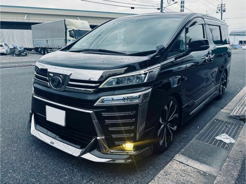 TOYOTA　VELLFIRE