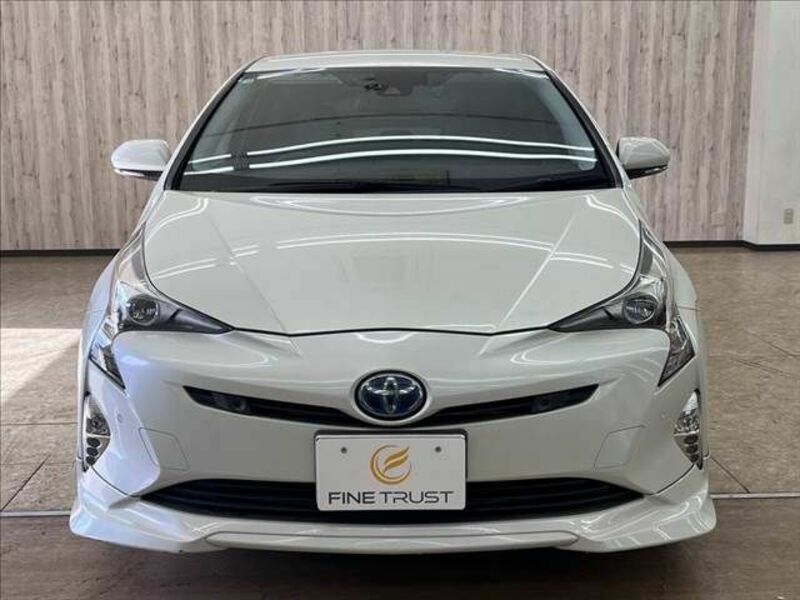 PRIUS-13