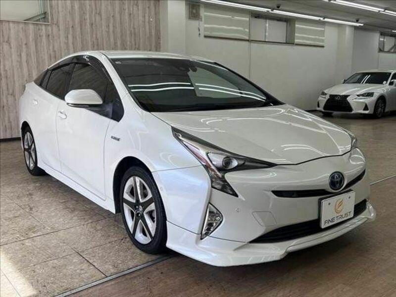 PRIUS-14