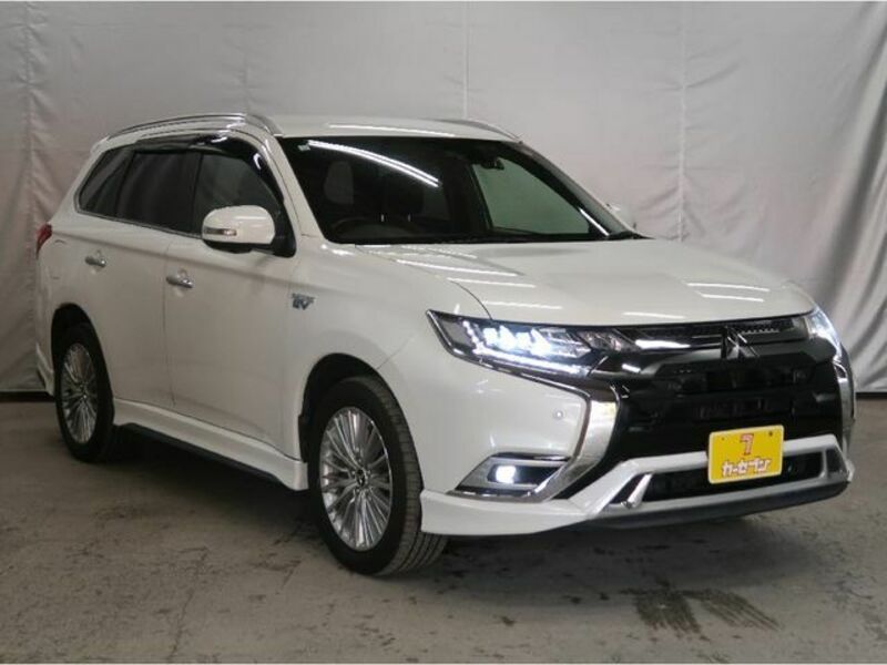 OUTLANDER PHEV-19