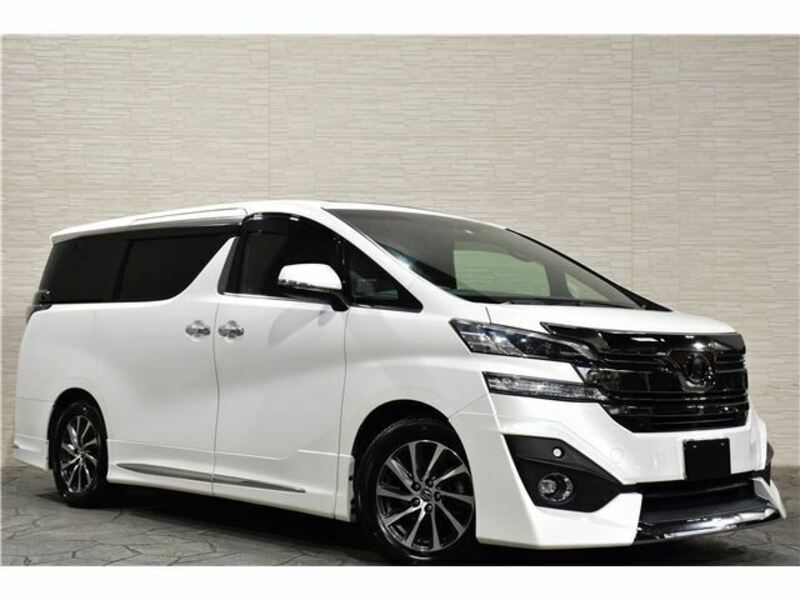 TOYOTA　VELLFIRE