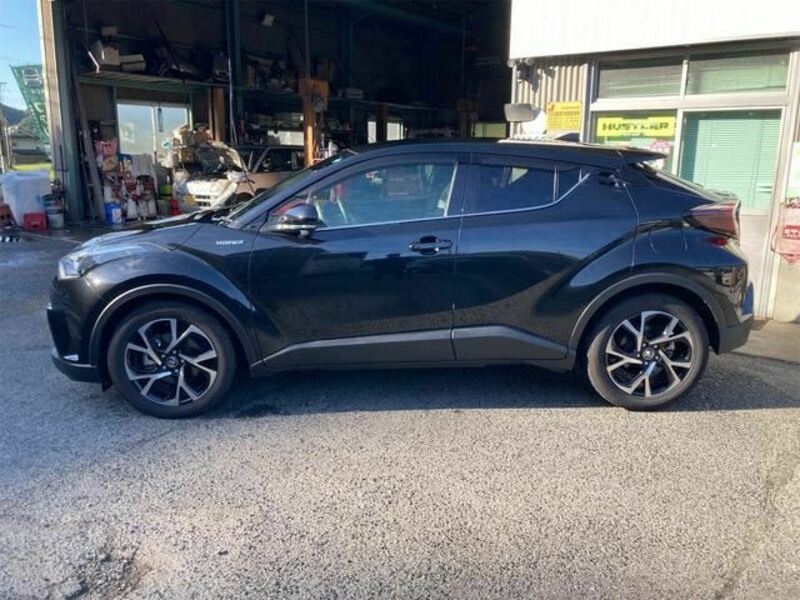 C-HR-4