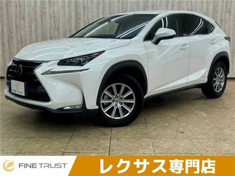 LEXUS　NX