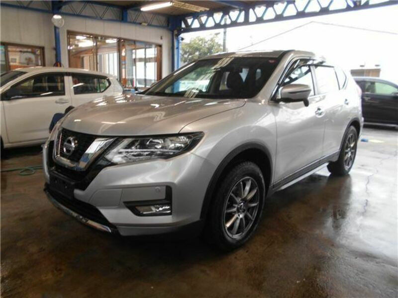 X-TRAIL-37