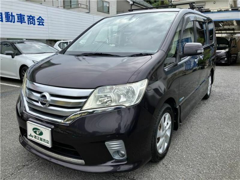 NISSAN　SERENA