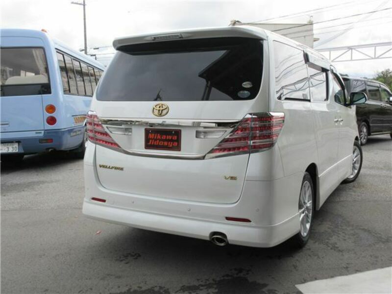 VELLFIRE-2