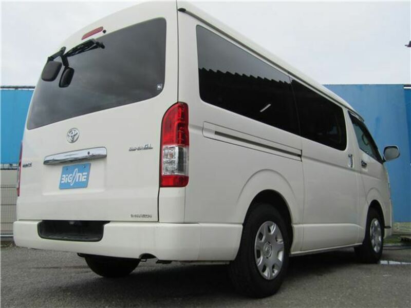 HIACE VAN-45