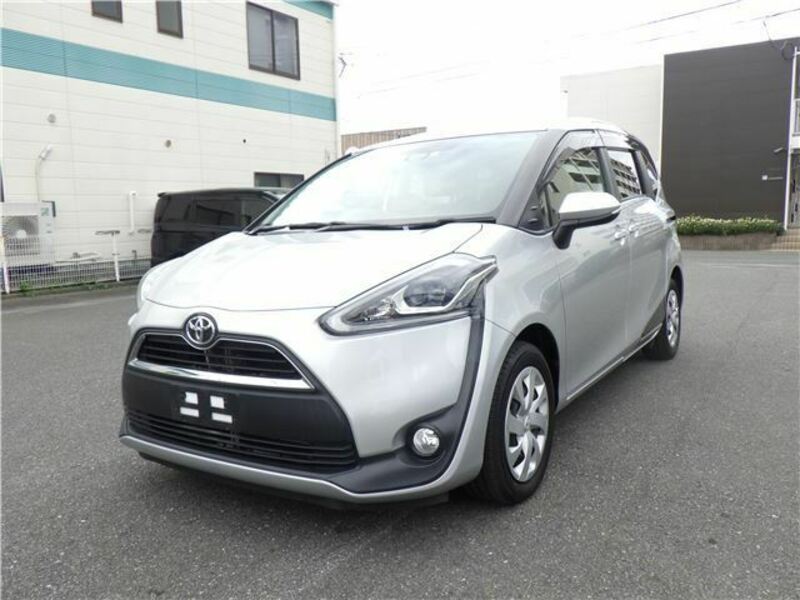 TOYOTA　SIENTA