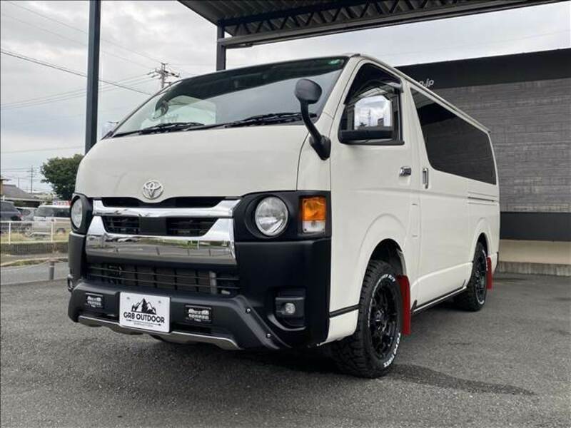 HIACE VAN-11