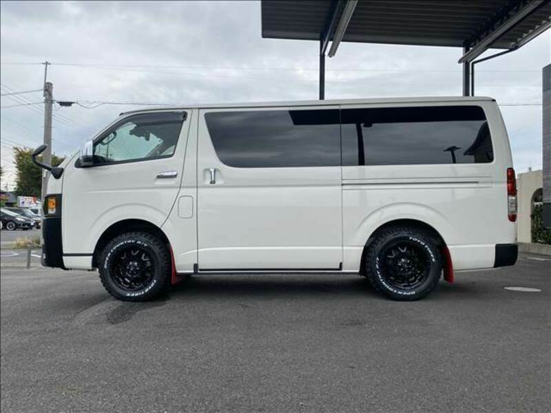 HIACE VAN-13