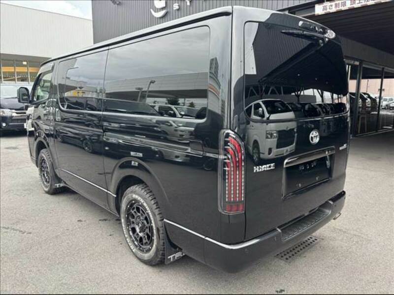 HIACE VAN-15