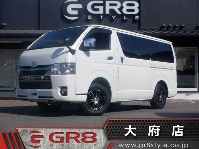 TOYOTA　HIACE VAN