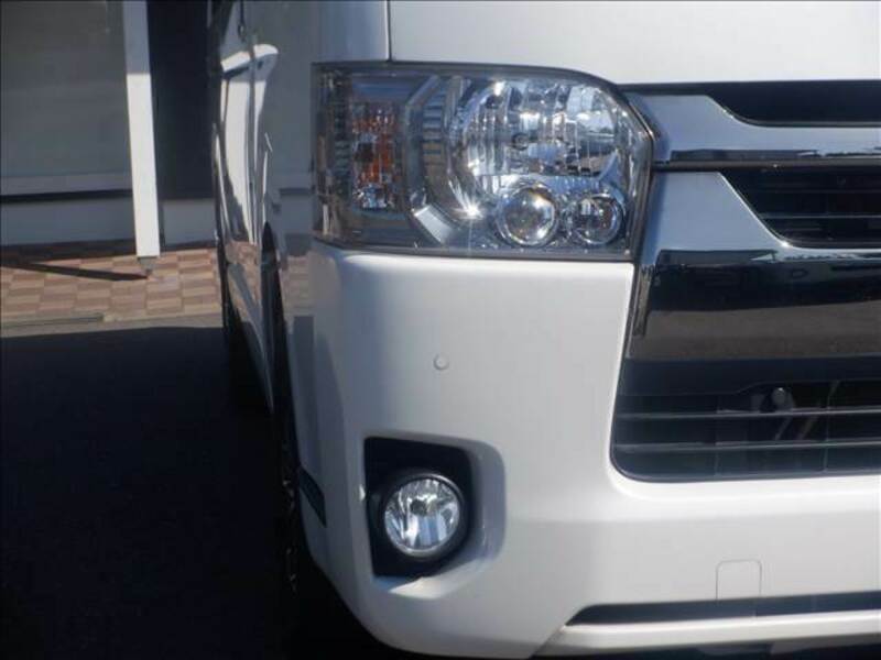 HIACE VAN-9