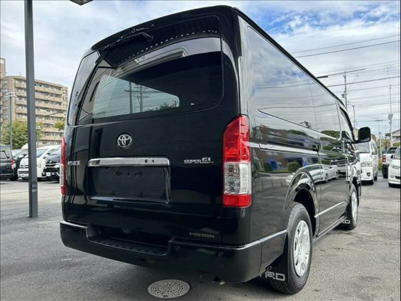 HIACE VAN-14