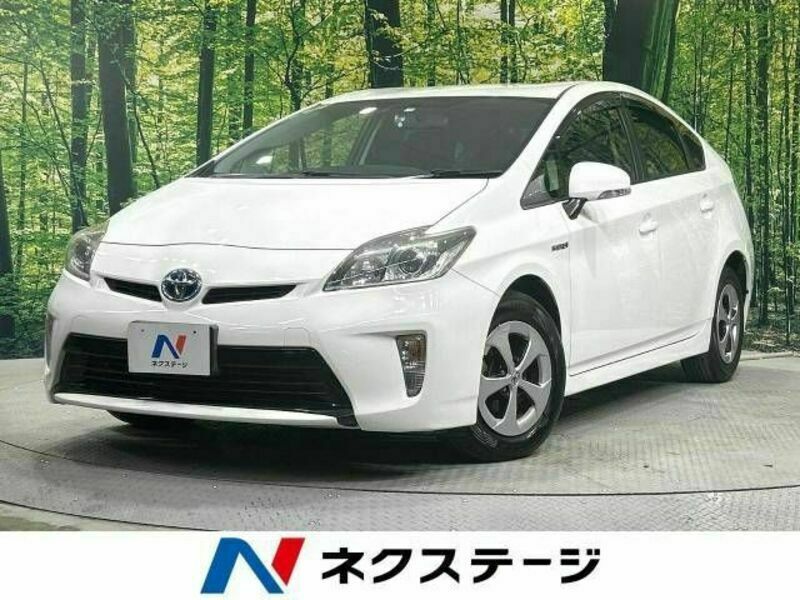 TOYOTA　PRIUS