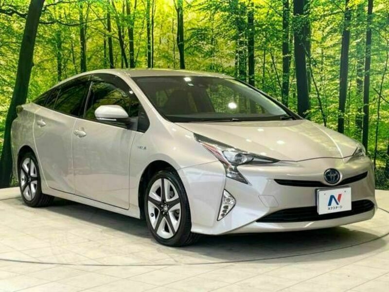 PRIUS-16