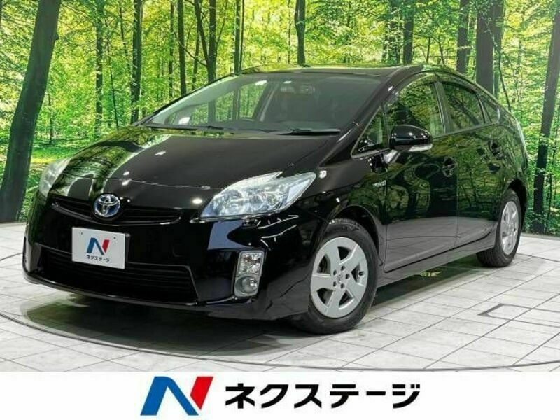 TOYOTA　PRIUS