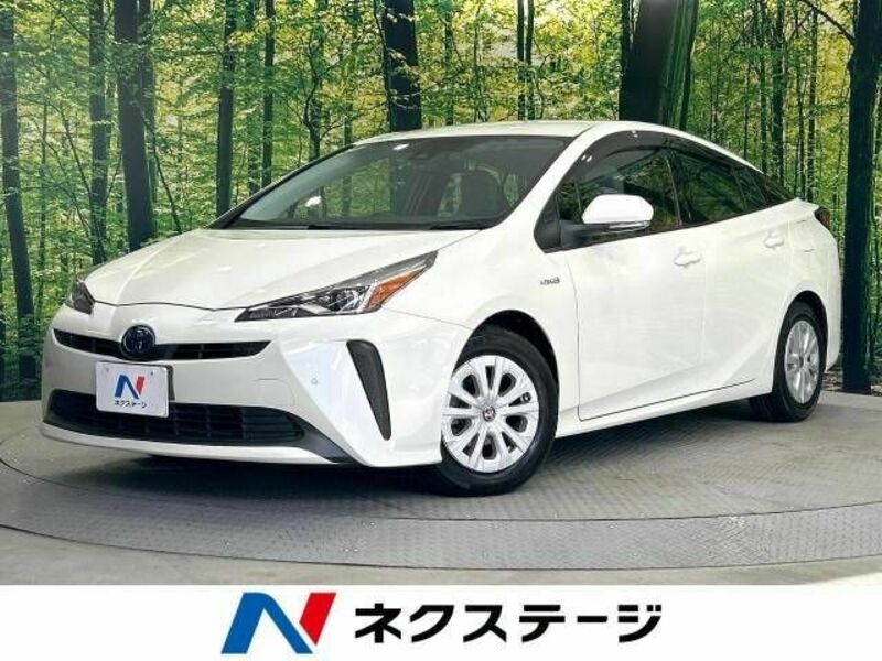 TOYOTA　PRIUS