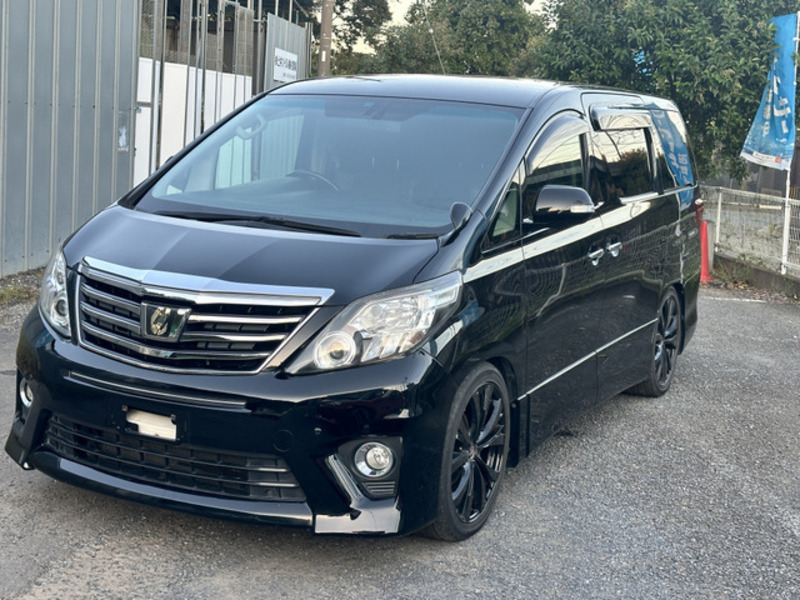 TOYOTA　ALPHARD