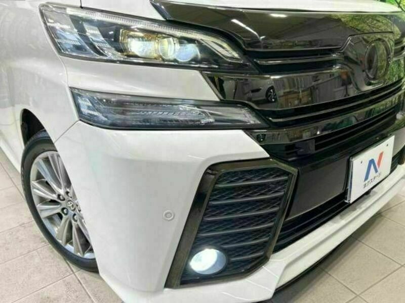 VELLFIRE-13