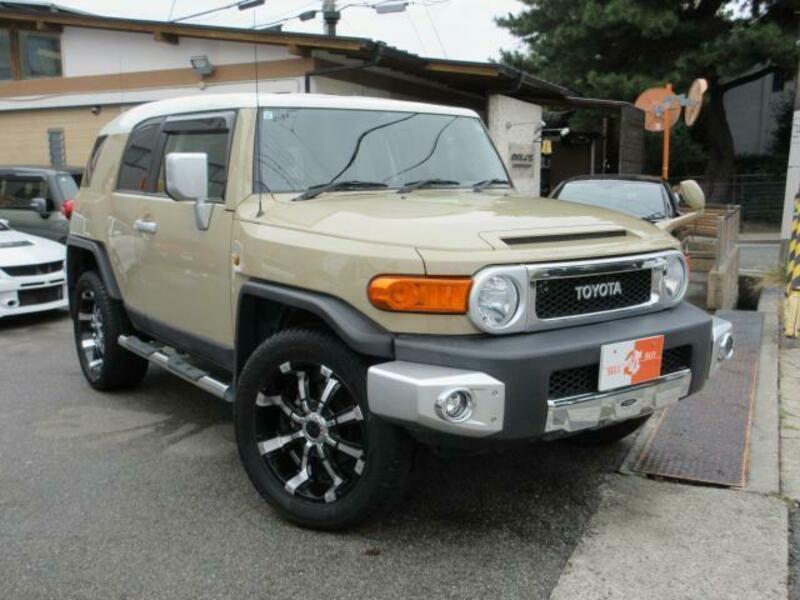 FJ CRUISER