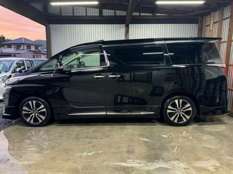 VELLFIRE-8