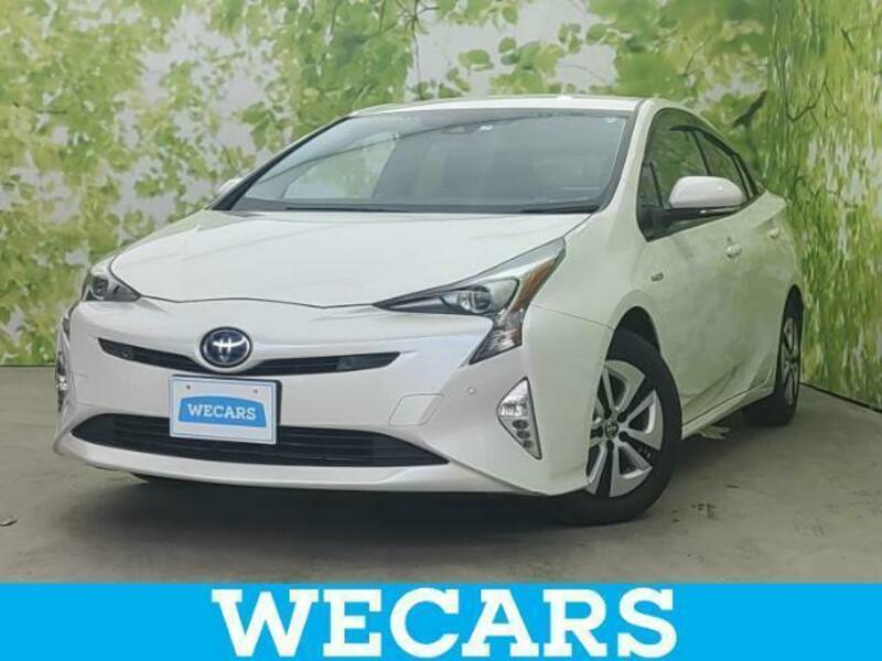 TOYOTA　PRIUS