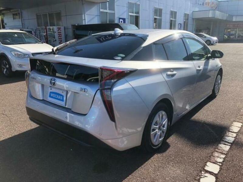 PRIUS-2