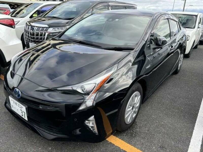 TOYOTA　PRIUS