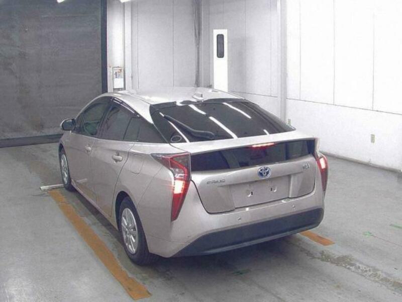 PRIUS-1