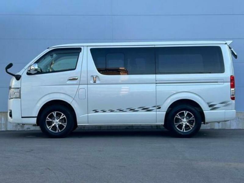 HIACE VAN-1