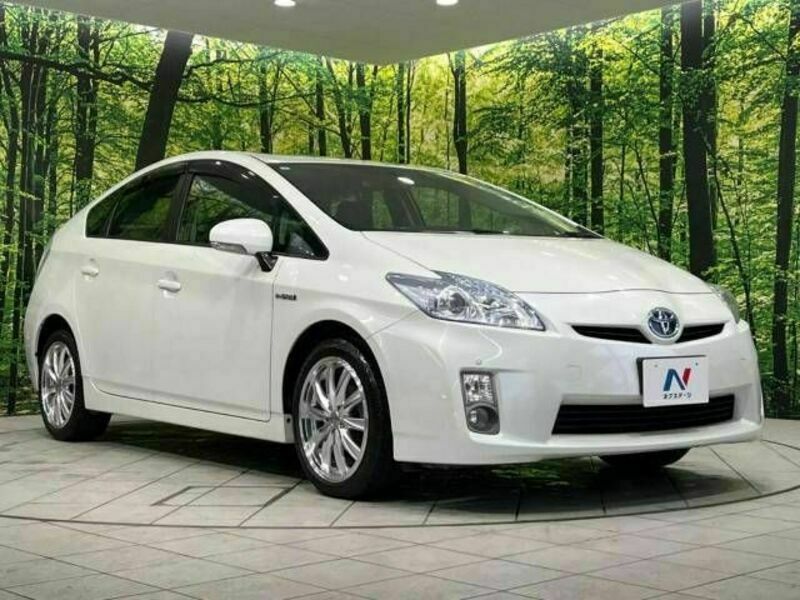 PRIUS-16