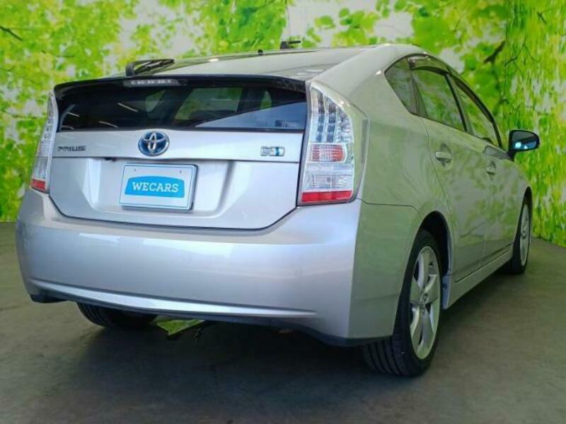 PRIUS-2