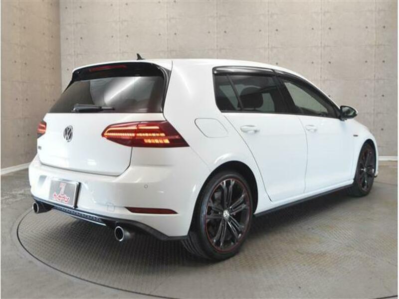 GOLF GTI-1