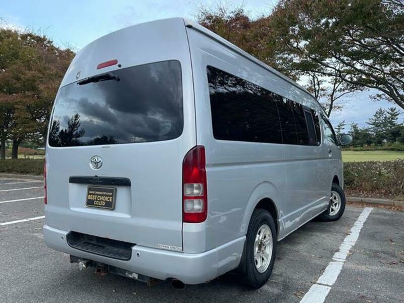 HIACE VAN-1