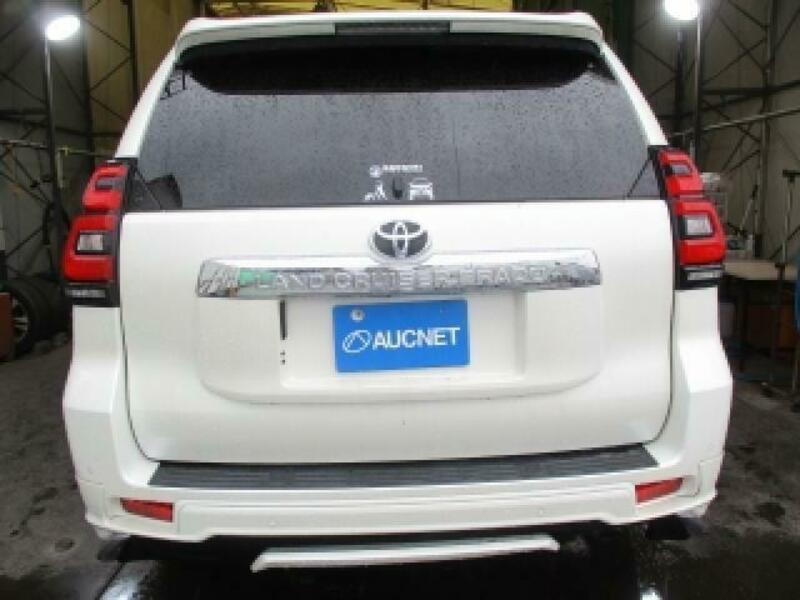 LAND CRUISER PRADO-3