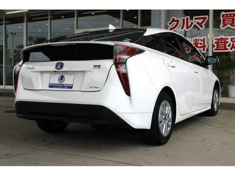 PRIUS-1