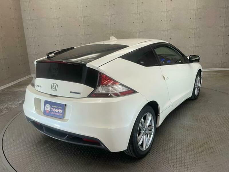 CR-Z-6