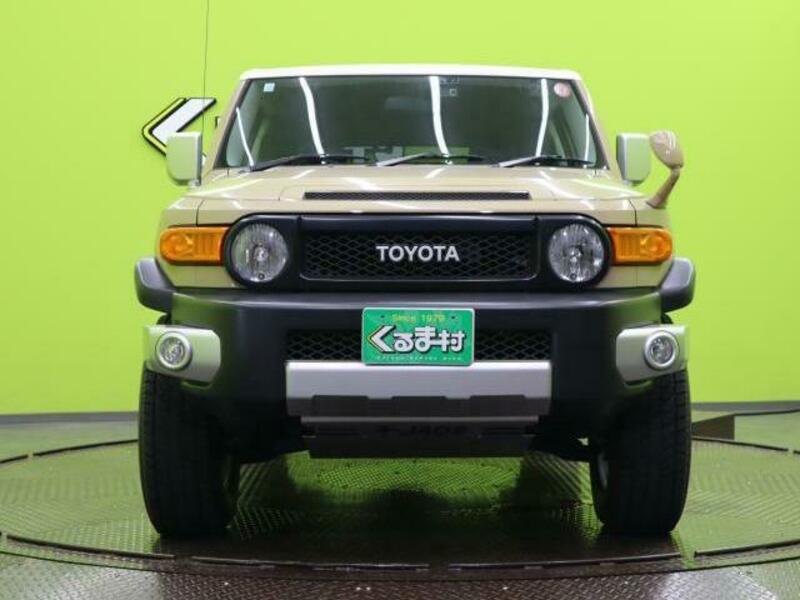 FJ CRUISER-19