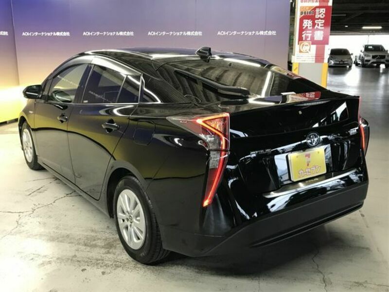 PRIUS-9