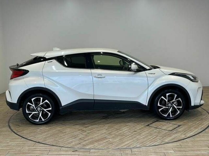 C-HR-15