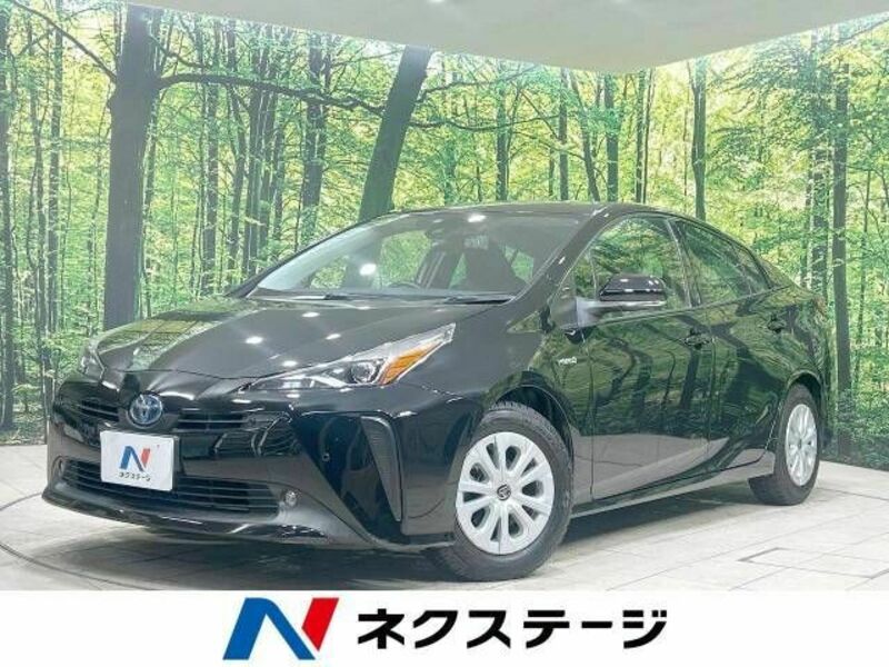 TOYOTA　PRIUS