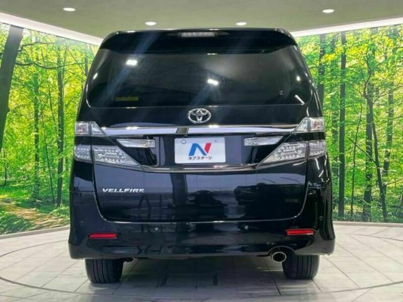 VELLFIRE-16