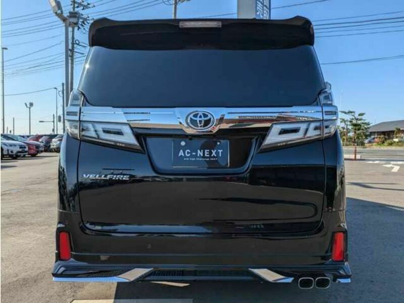 VELLFIRE-4