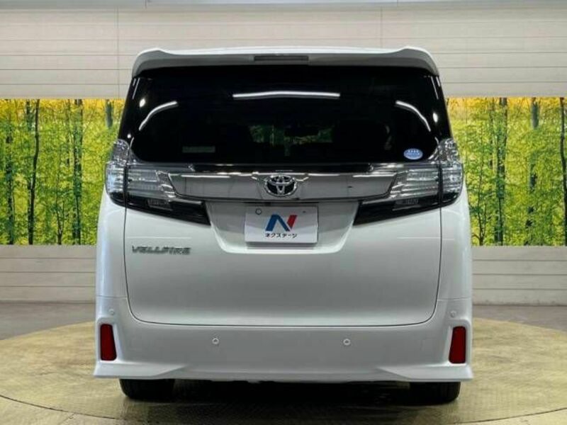 VELLFIRE-16