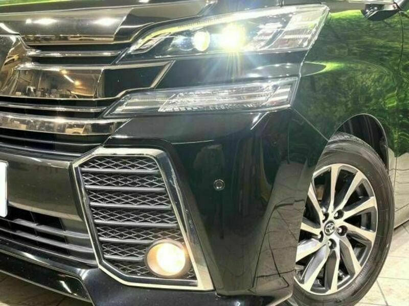 VELLFIRE-8