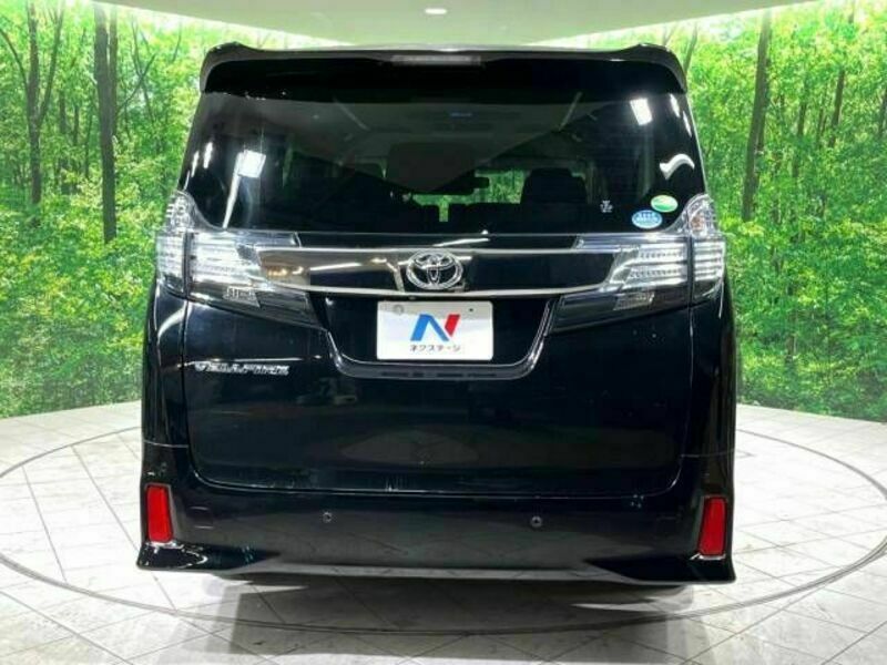 VELLFIRE-15