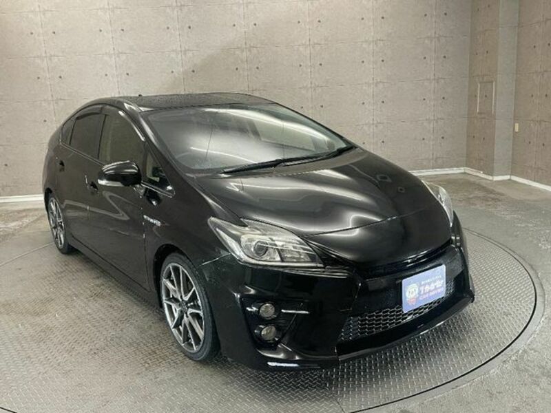 PRIUS-4