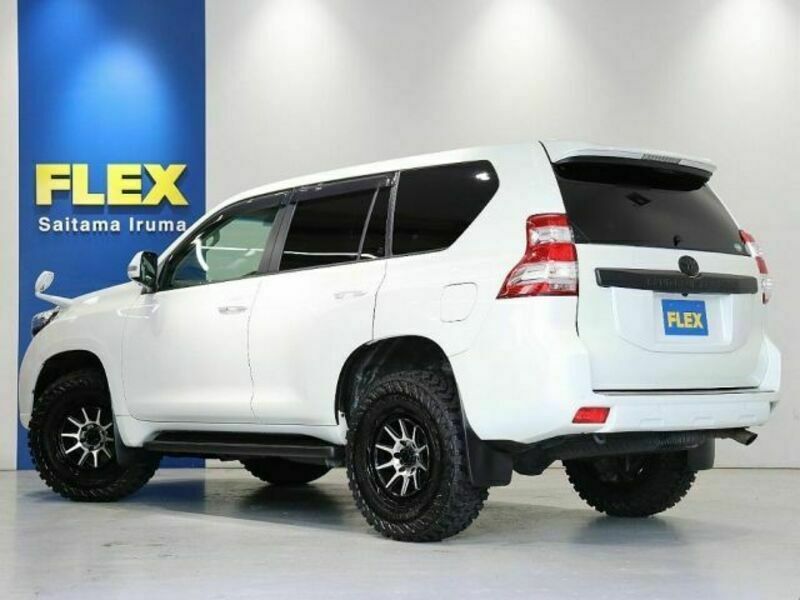 LAND CRUISER PRADO-4